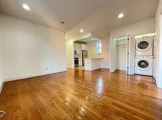 172 W 133rd St #5R, New York, NY 10027