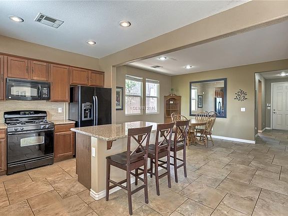 4th image of 10445 Turtle Mountain Ave