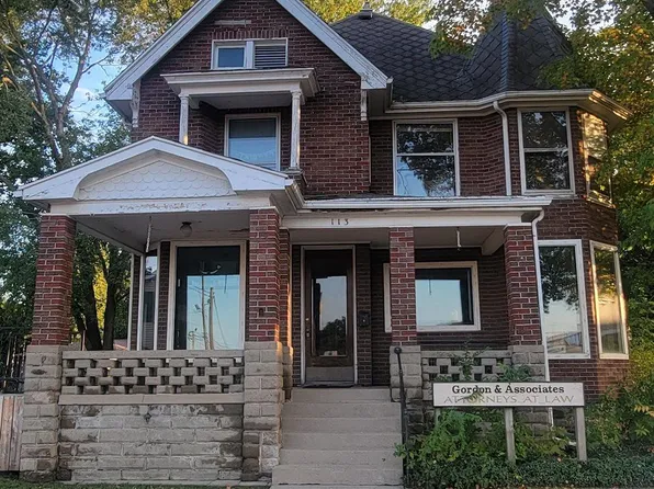 113 E 10th St, Rochester, IN 46975