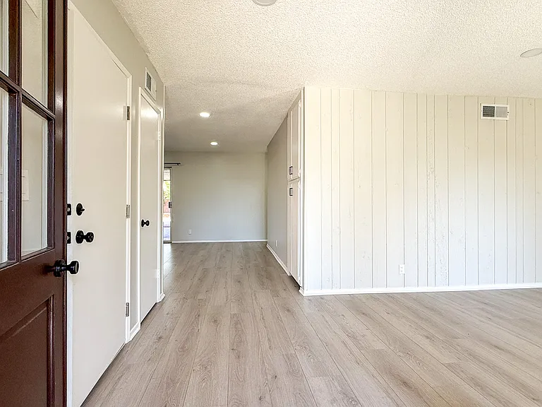 11983 Art St — Photo 2