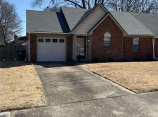 2298 Hometown Dr, Memphis, TN 38133