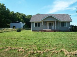 101 Prairie St, West Union, IL 62477