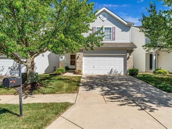 1650 Hurstborough Manor Dr, Hazelwood, MO 63042