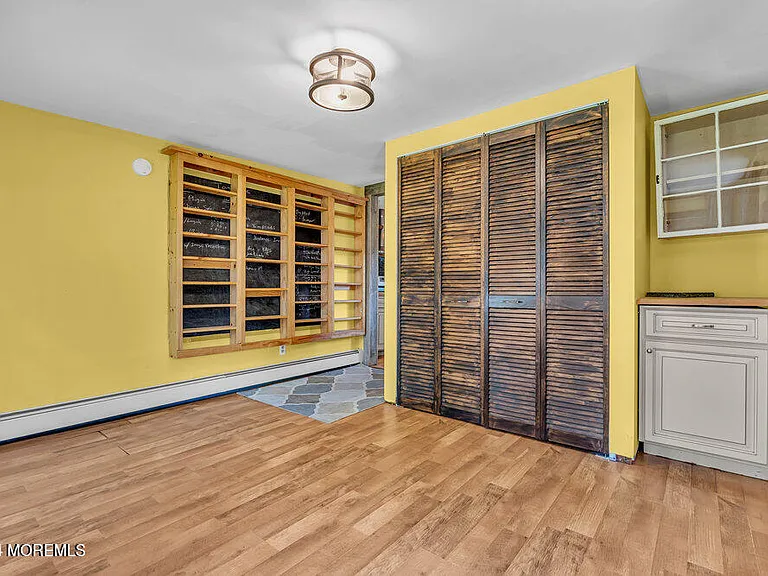 105 Longfellow Ave — Photo 16