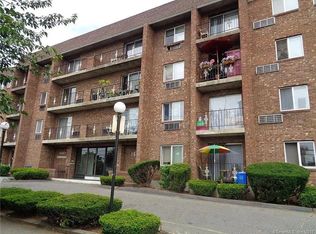 1575 Boston Ave UNIT B16, Bridgeport, CT 06610