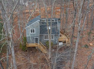 110 Dorchester Dr, Bushkill, PA 18324