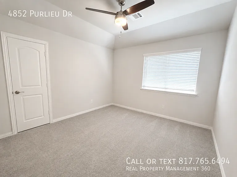 4852 Purlieu Dr — Photo 13