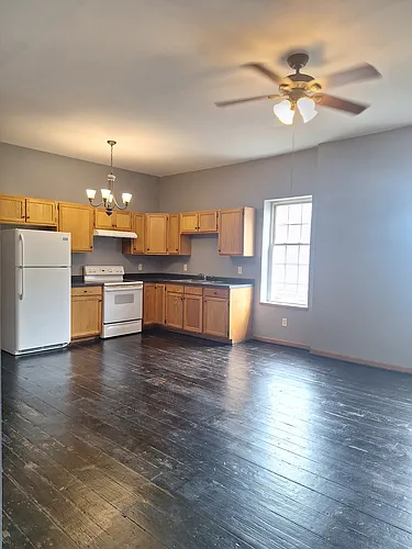 1353 Bluff St #3 Photo 1