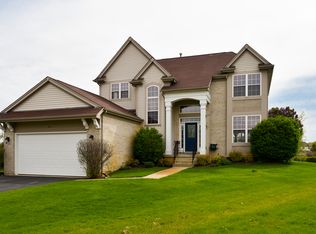 66 Camden Ct, Port Barrington, IL 60010