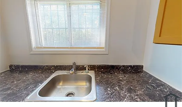 4953 G St SE #B6 — Photo 9