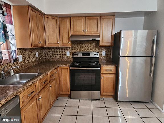 4th image of 13003 Pickering Dr