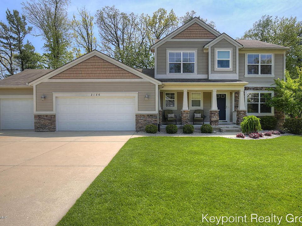 1st image of 2186 Hollyhock Dr NE