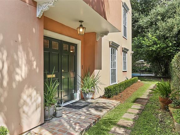 3rd image of 917 Jena St #8