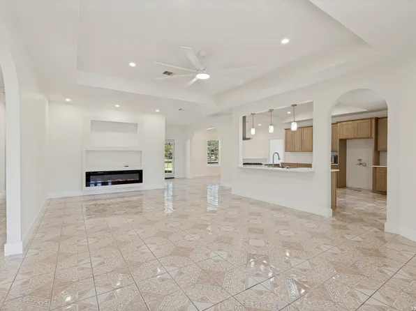 72 JANA LN, Spring Branch, TX 78070