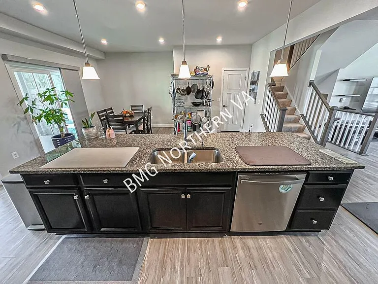 7731 Blackburn Ridge Dr — Photo 8