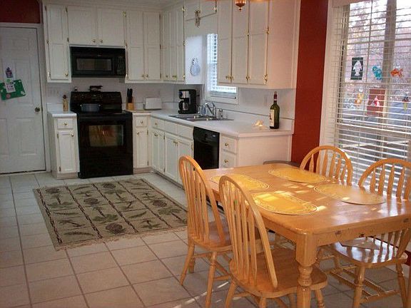 Large kitchen with breakfast area