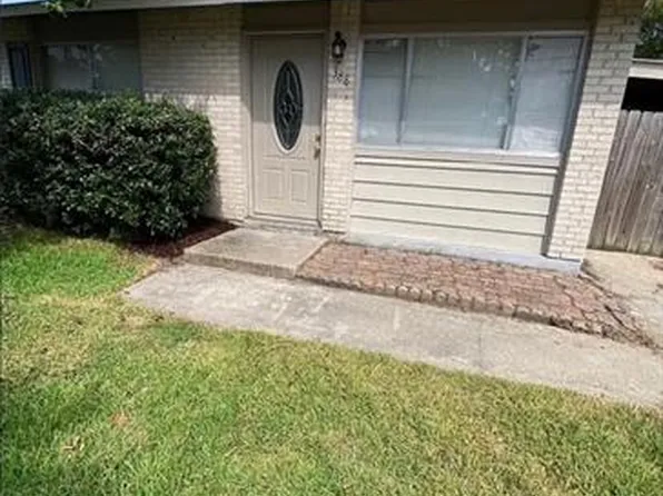 388 Helis Dr, Westwego, LA 70094