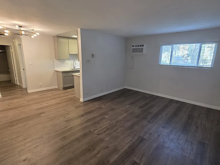 2515 Ocean View Ave #102 — Photo 6
