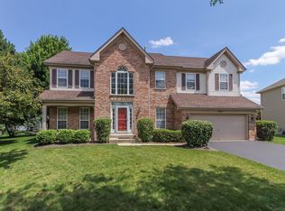 9212 Primrose Ct, Fox River Grove, IL