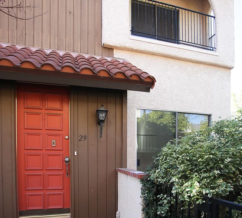 1st image of 1711 Grismer Ave APT 29