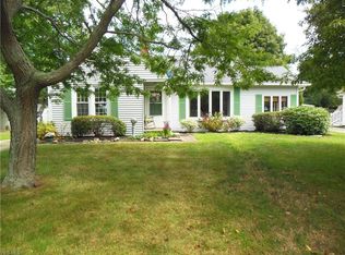 1114 Locust Dr, Ashtabula, OH 44004