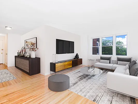 Sold by Re/Max In The City | media 1