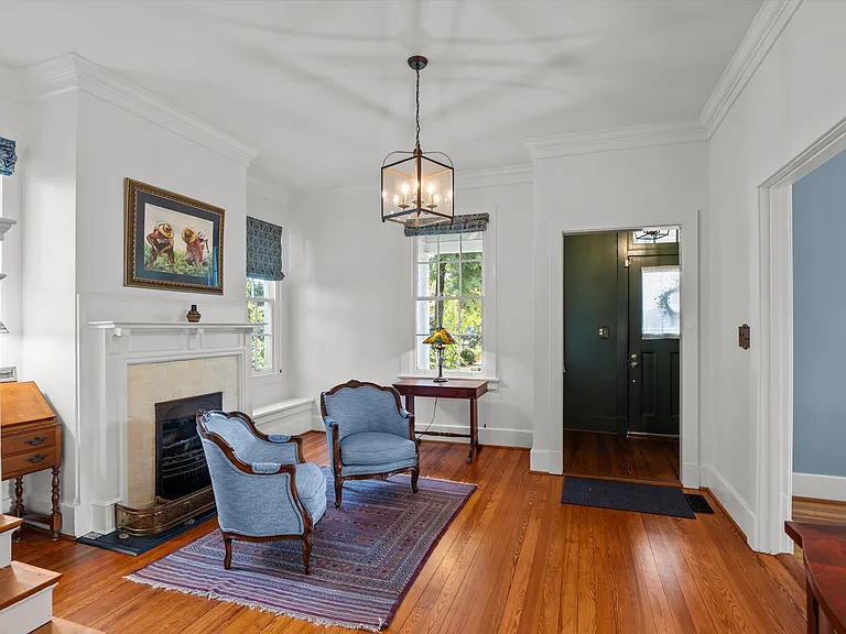 2509 Bellevue Ave — Photo 12