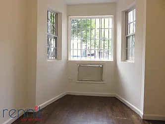 Rented by Rennit Inc.