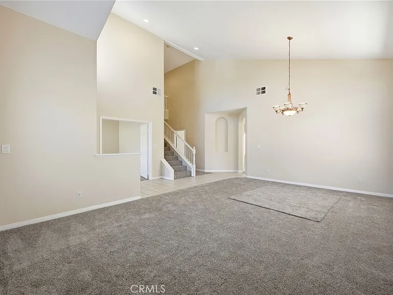 18112 Osborne St — Photo 22