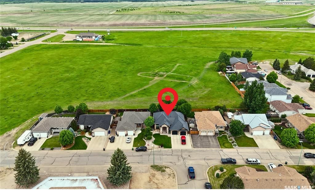 71 4th AVENUE, Battleford, SK - View 2