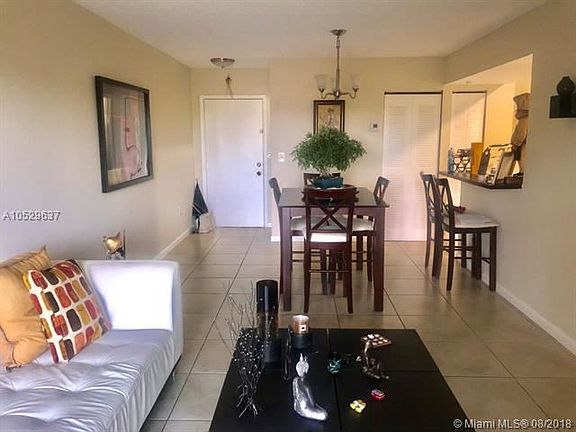 5th image of 9735 Fontainebleau Blvd #G312