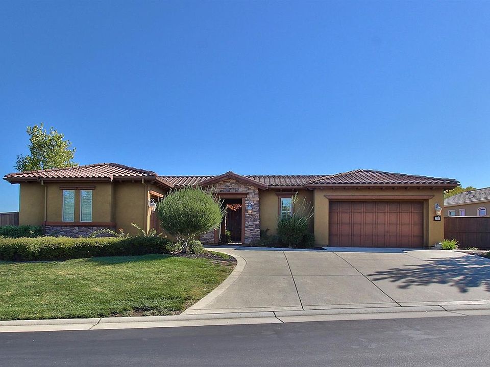 1st image of 2001 Ladera Dr