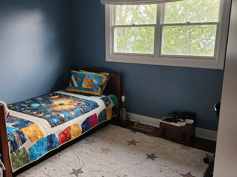 301 Oakbrook Ct — Photo 13