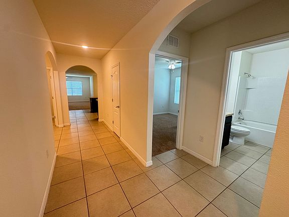 5th image of 2164 Rose Blvd