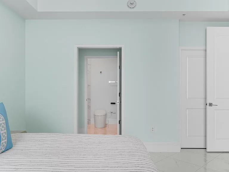 200 Ocean Crest Dr #1111 — Photo 57