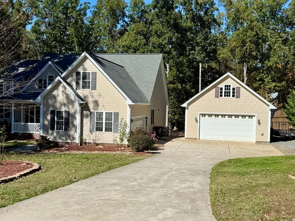 116 Woods Ct, South Boston, VA 24592