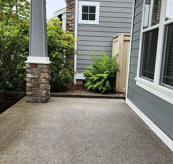 3819 Cameron Dr NE — Photo 3