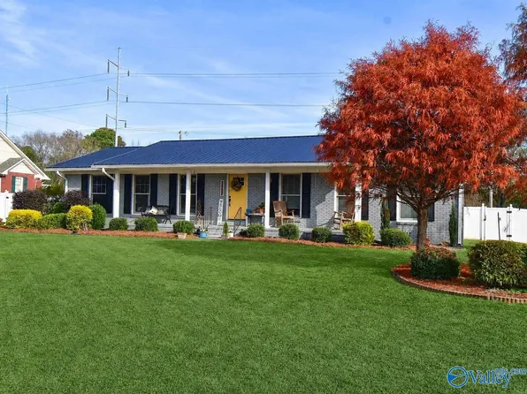 1840 Sheila Ave NW, Cullman, AL 35055