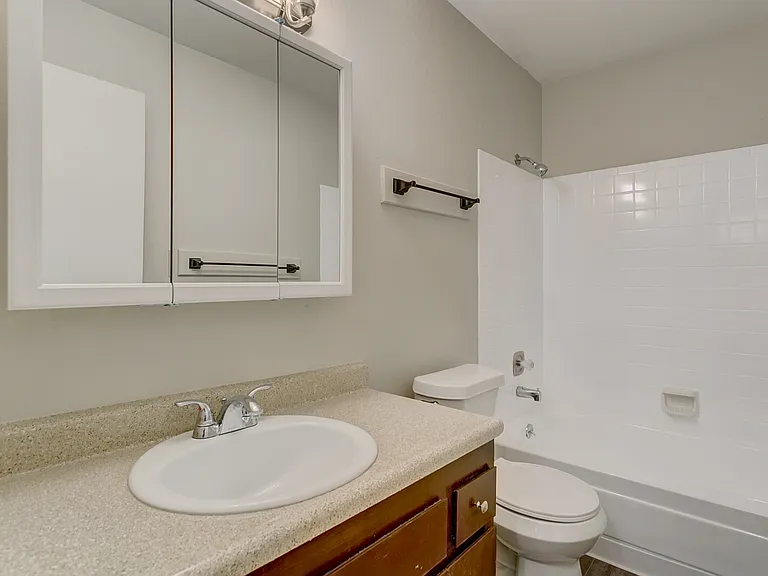 1140 Holli Springs Ln #D — Photo 15