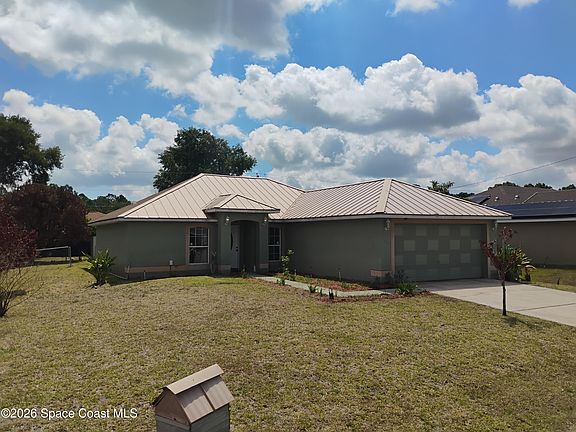 3rd image of 1029 Cranberry Rd SE