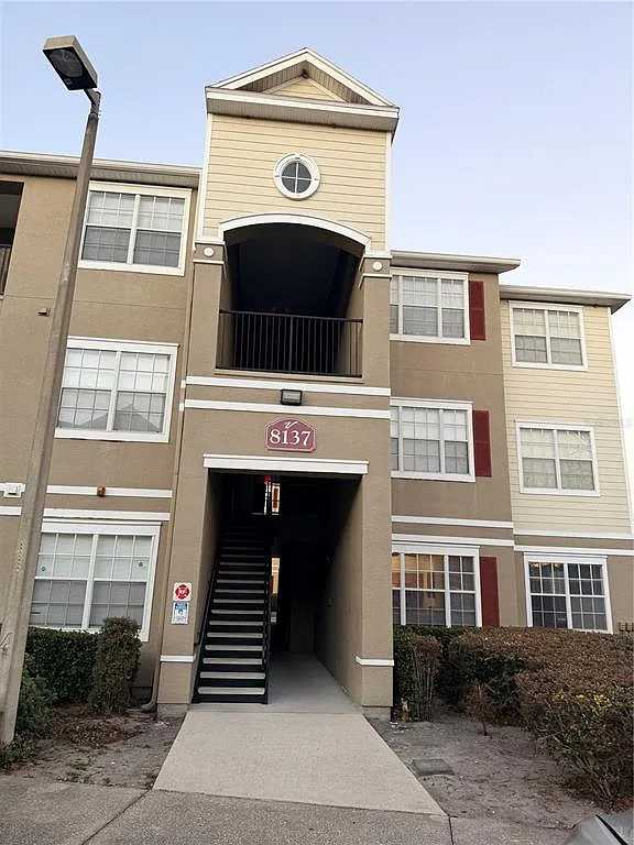 2 bed, 2.0 bath, 1046 sqft, $1,690 — Photo 1