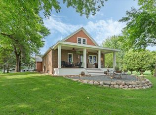 12586 220th St, Silver Lake, MN 55381