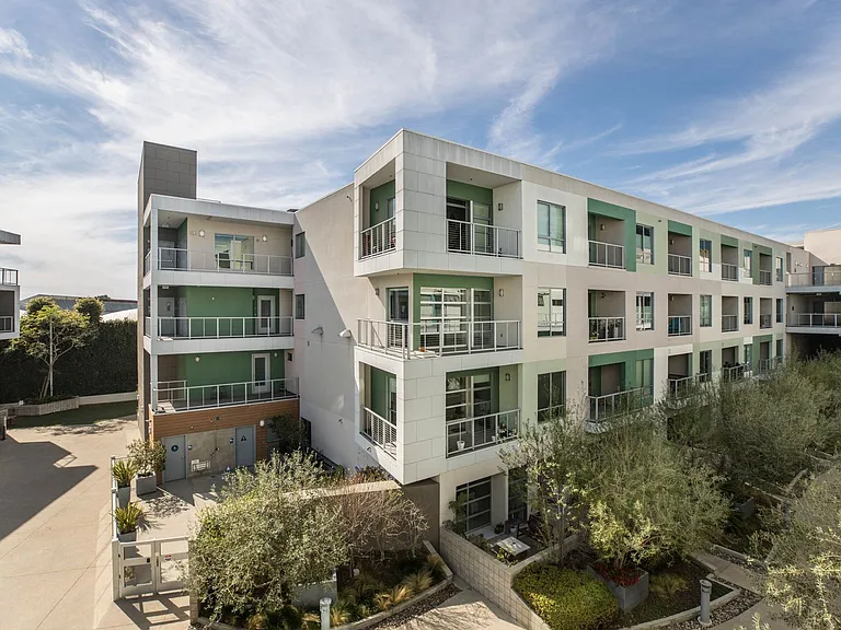 11500 Tennessee Ave #320 — Photo 17