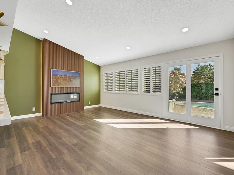 3212 Moonflower Dr — Photo 1