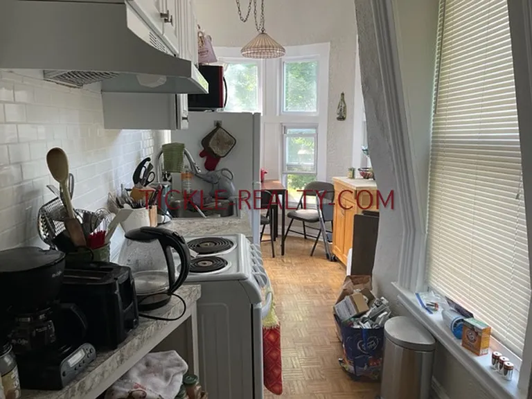 185 Park Ave — Photo 3