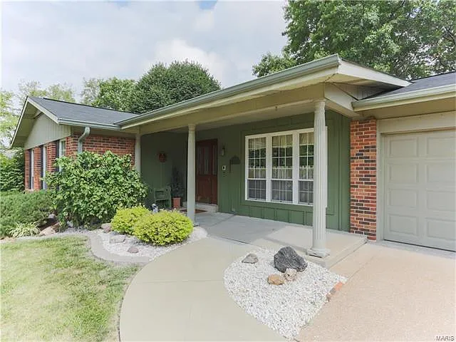 2523 Grove Springs Ct photo 1