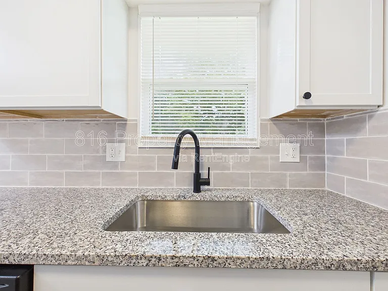 3104 Orville Ave #A — Photo 9