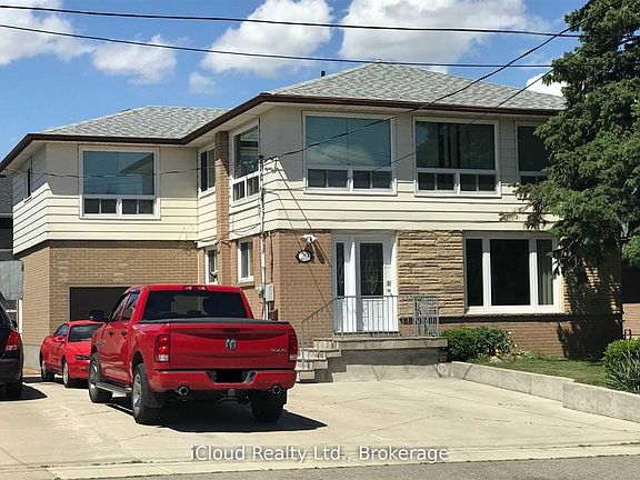 2nd image of 29 Langstone Cres