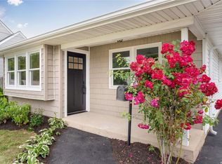 683 Deer Park Ave, Babylon, NY 11702