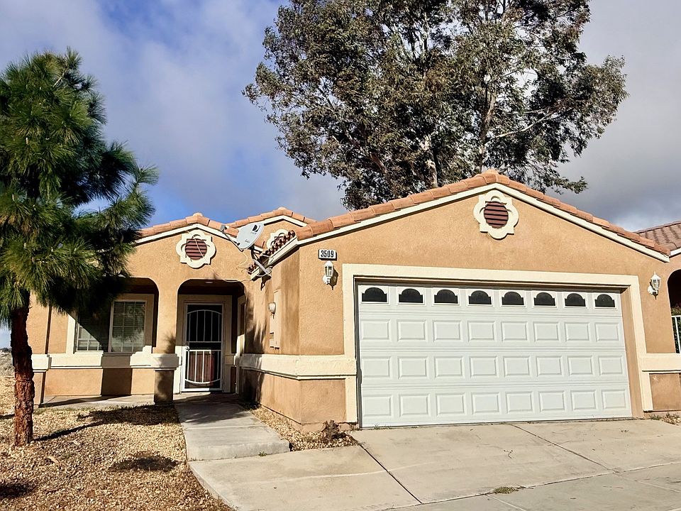 1st image of 3509 Skyline Ln